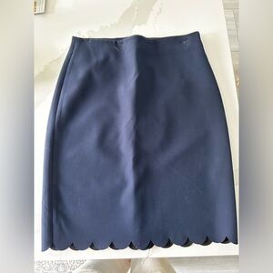 Scalloped Banana Republic pencils skirt